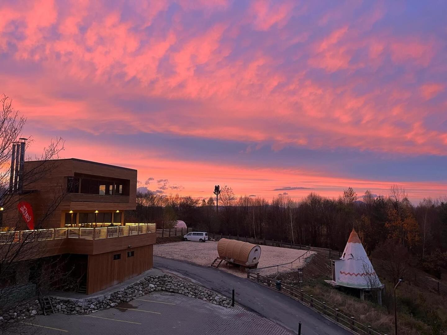Maggie'S Ranch Otel Rîşnov Dış mekan fotoğraf