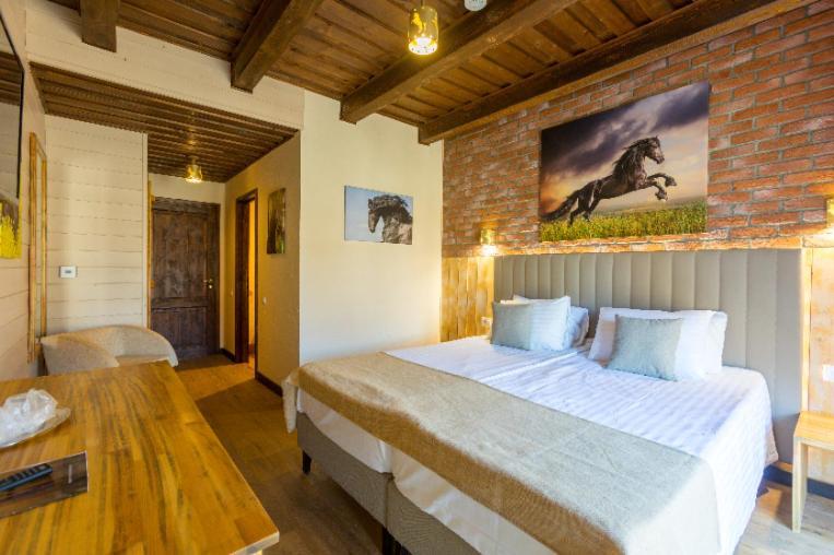 Maggie'S Ranch Otel Rîşnov Dış mekan fotoğraf