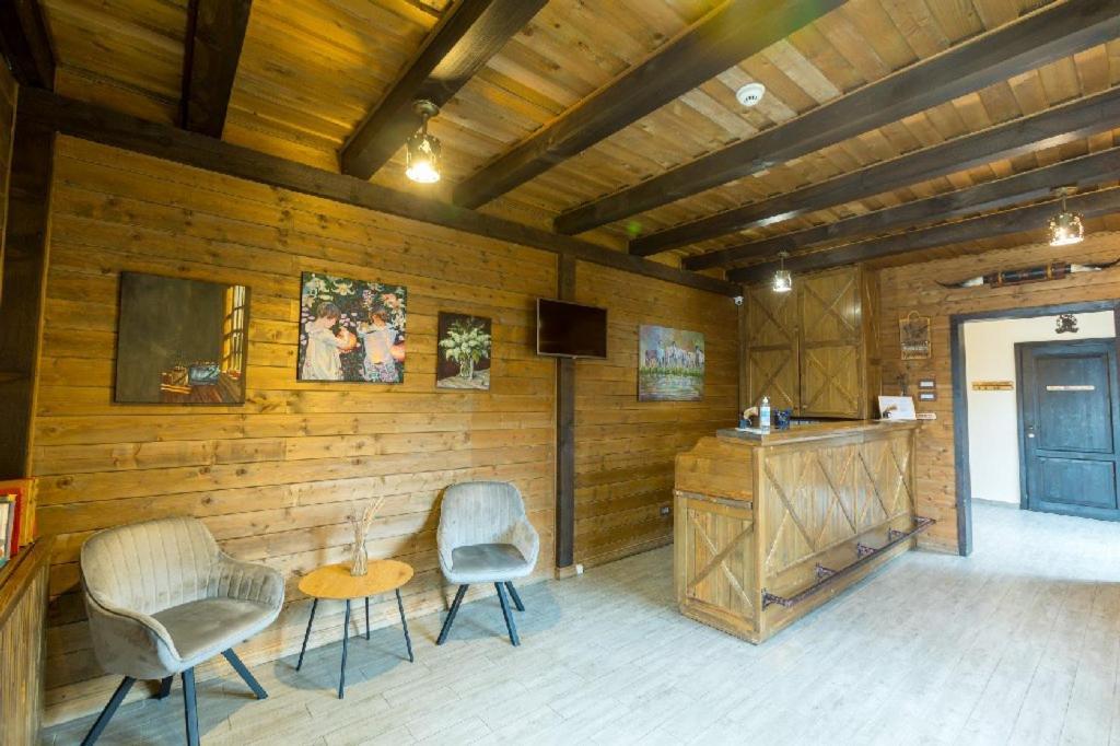 Maggie'S Ranch Otel Rîşnov Dış mekan fotoğraf