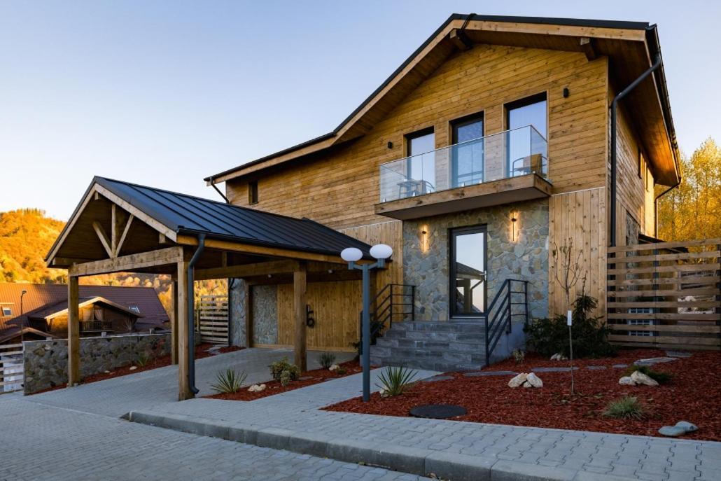 Maggie'S Ranch Otel Rîşnov Dış mekan fotoğraf